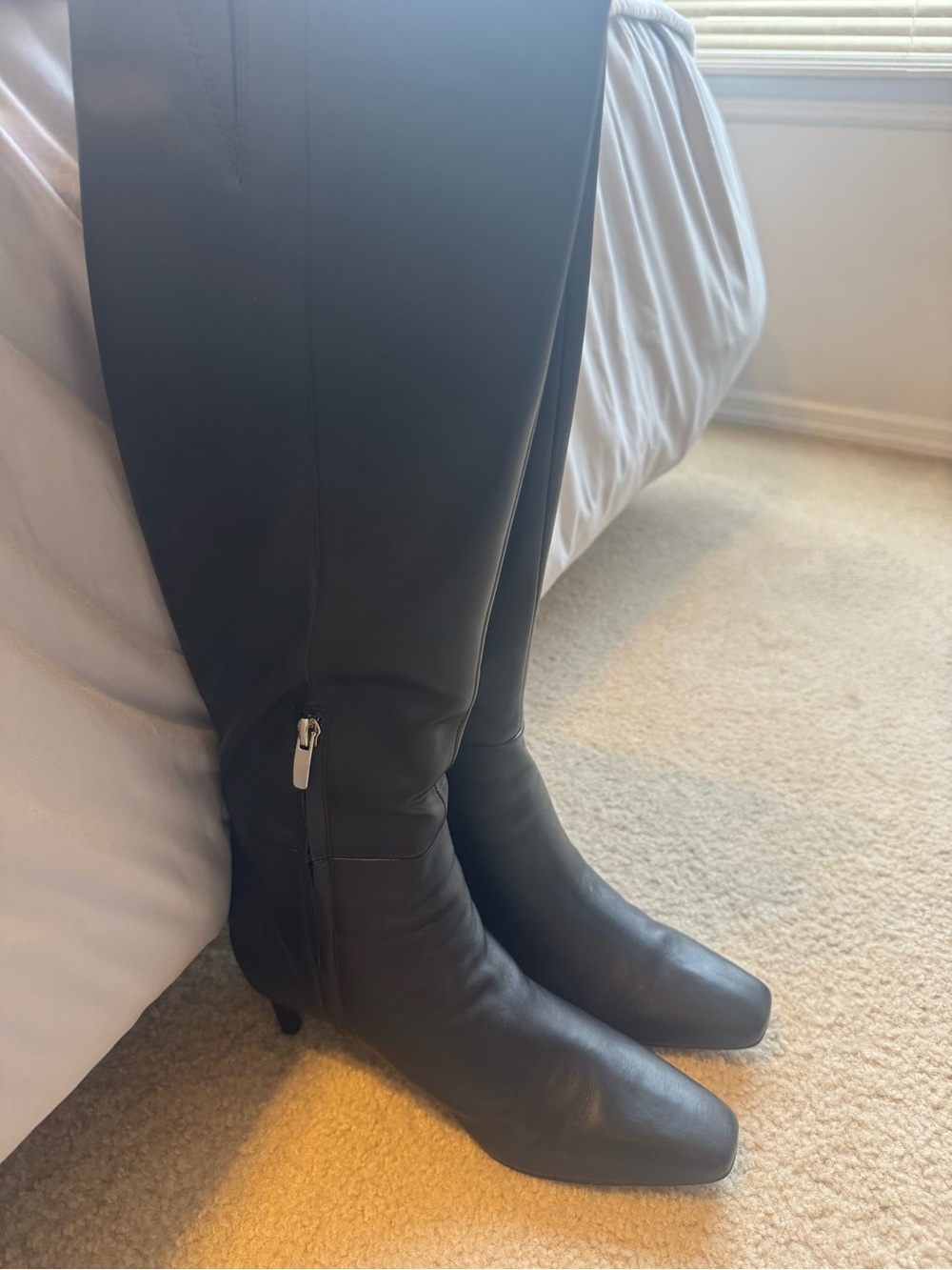 Nine West Black Leather Knee-High Heeled Boots with Side Zip